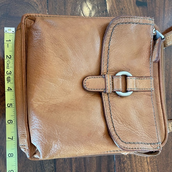 Fossil Tan Leather Crossbody Bag - Picture 12 of 16